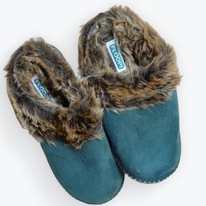 Cabincore Warm Cozy Comfy Winter Mobwife Teal “Fur Trim Suede” Slippers ~M (7-8)